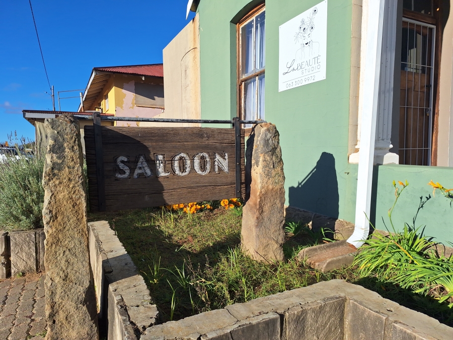 8 Bedroom Property for Sale in Memel Free State